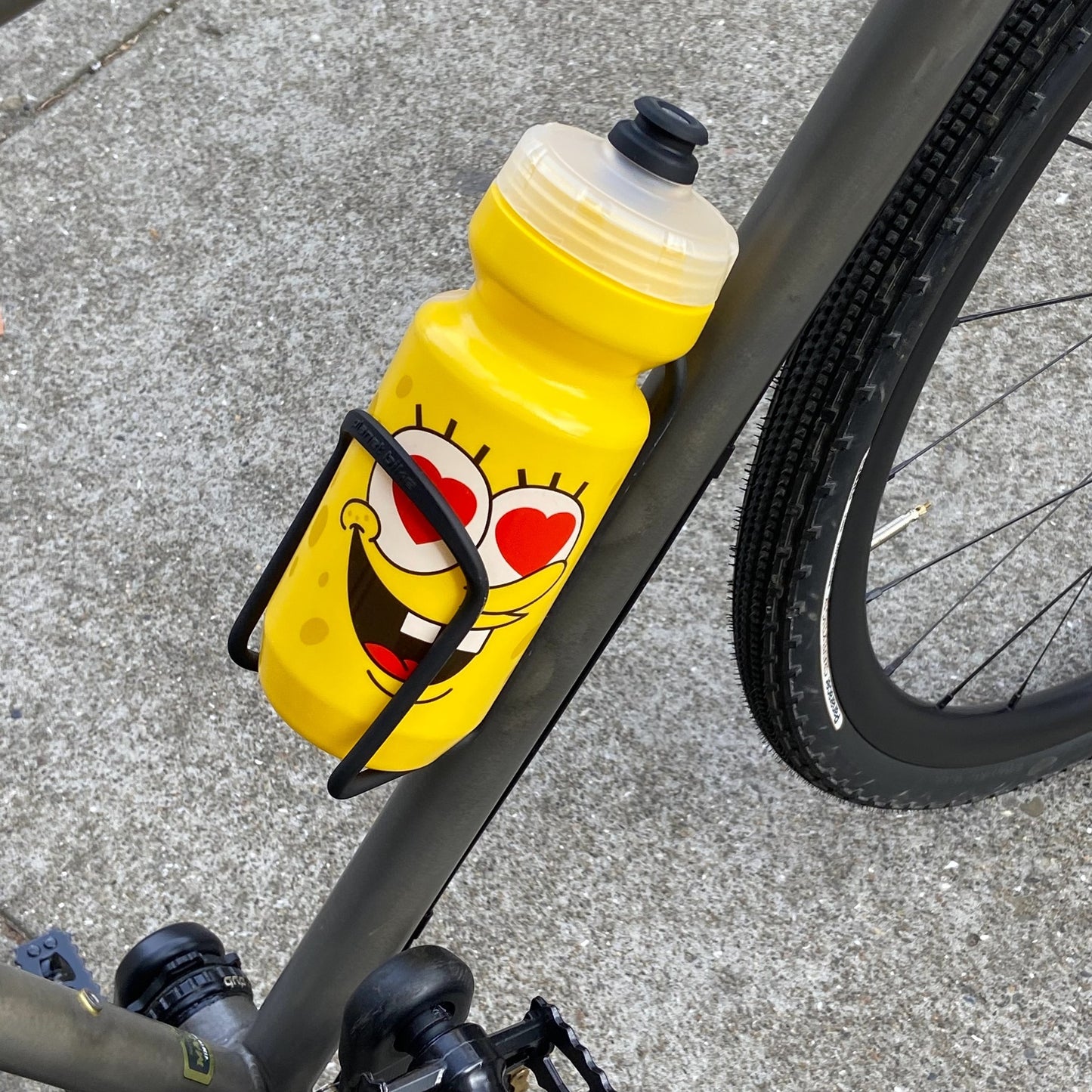 MASH Sponge V5 22 oz Purist Bottle