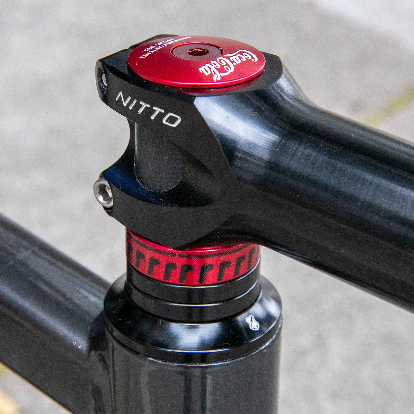 MASH Bonk Bottle Cap Top Cap + 10mm Spacer Red Anodized