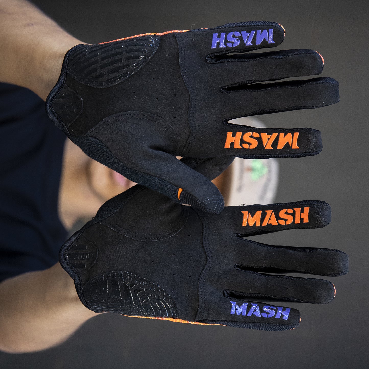 MASH DND Orange Noise Gloves