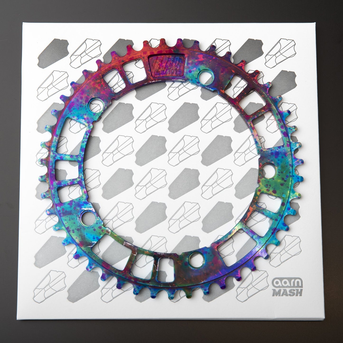 MASH X 44RN Track Ring Rainbow 43T