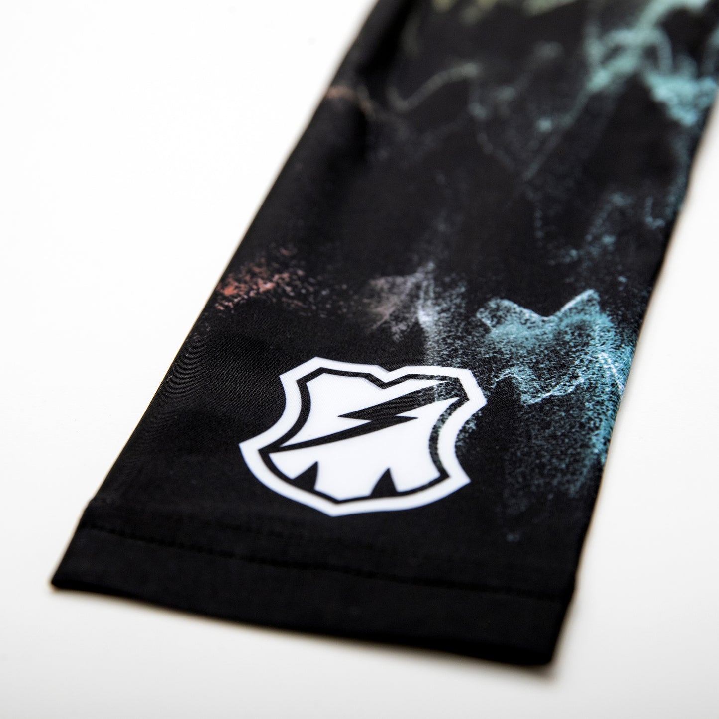 MASH Resolve Arm Warmers