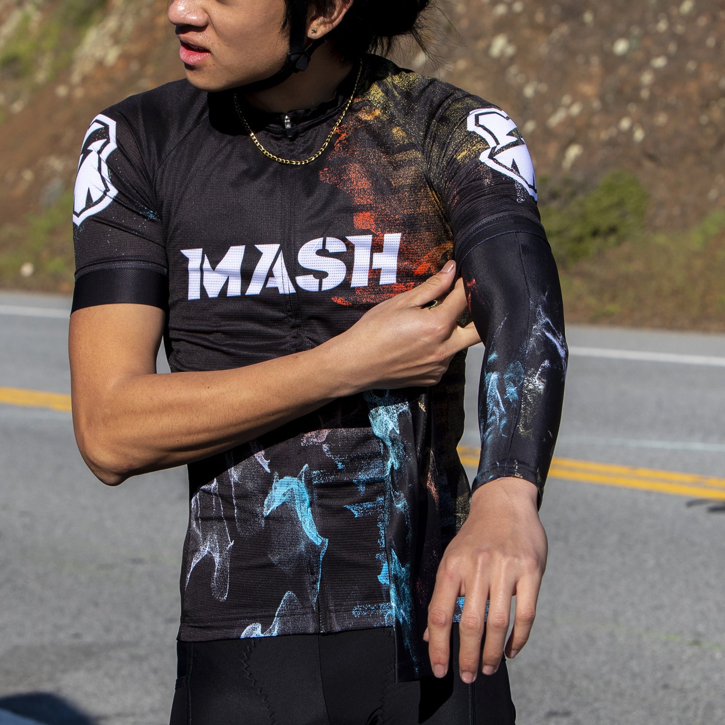 MASH Resolve Arm Warmers