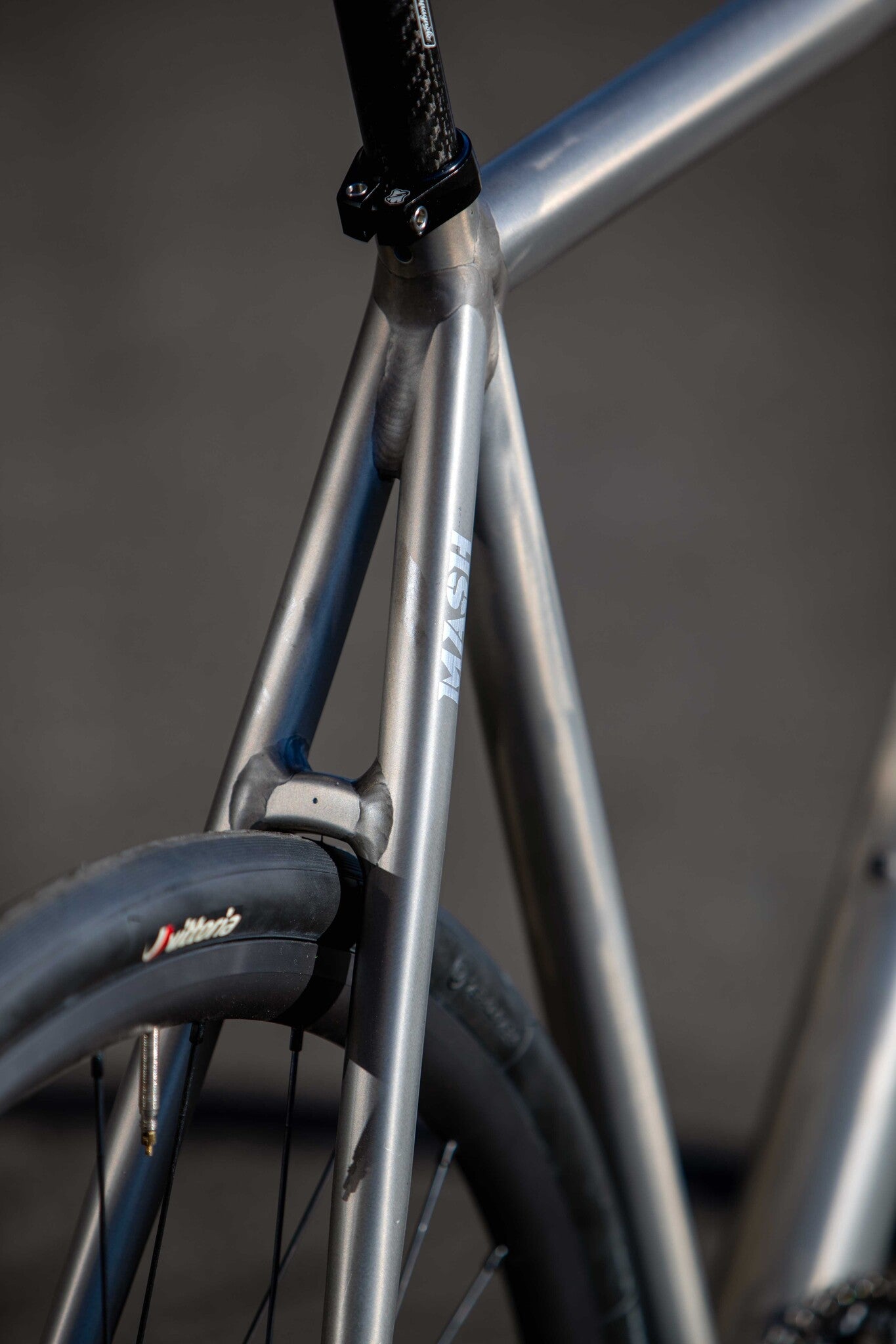 MASH AC-4 Frameset Matte Raw Tint
