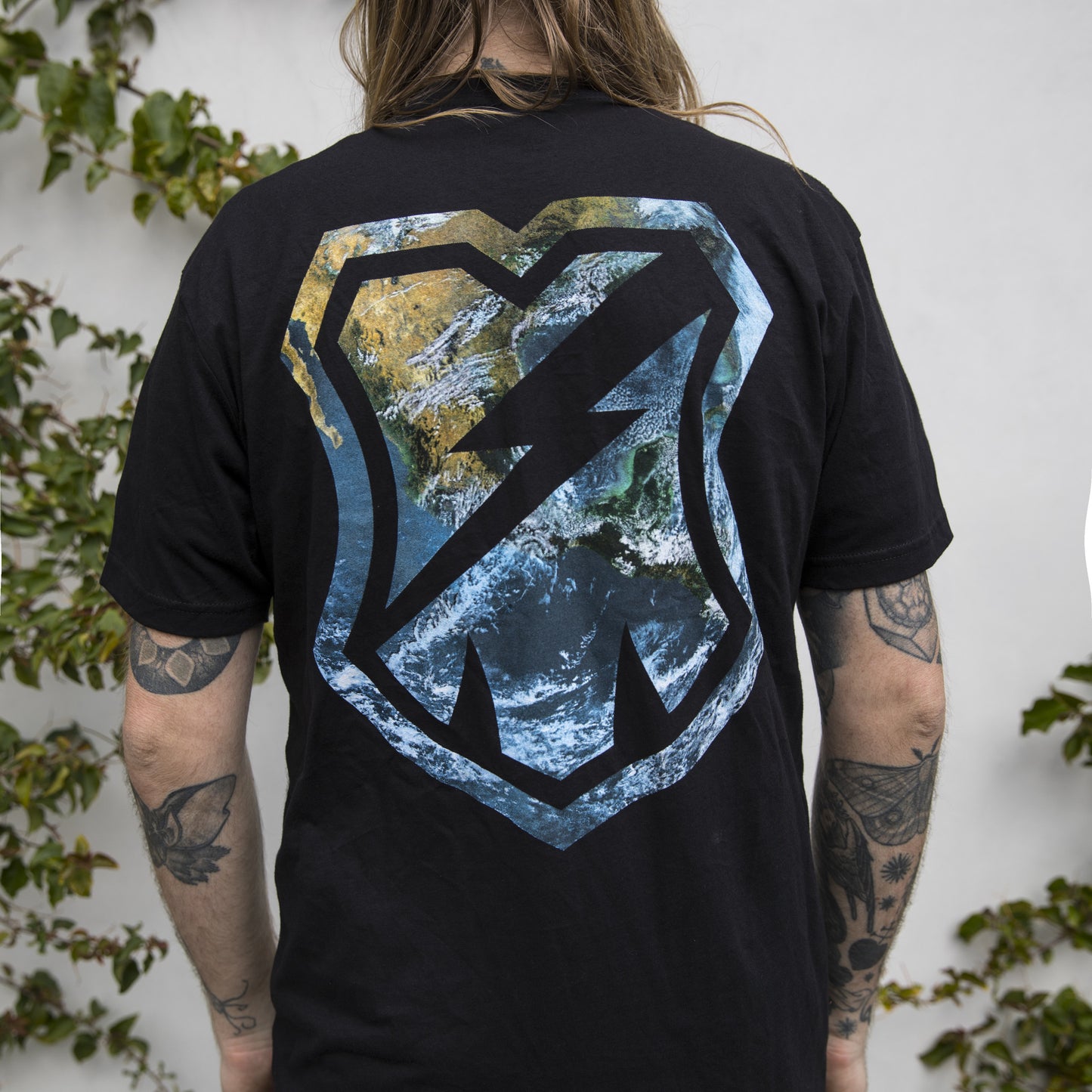 Earth Shirt Black