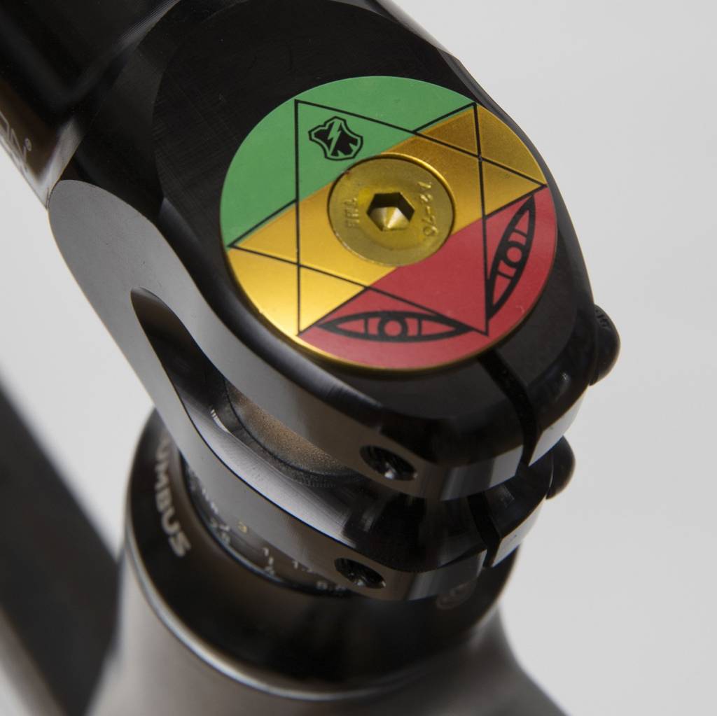 MASH Star Top Cap