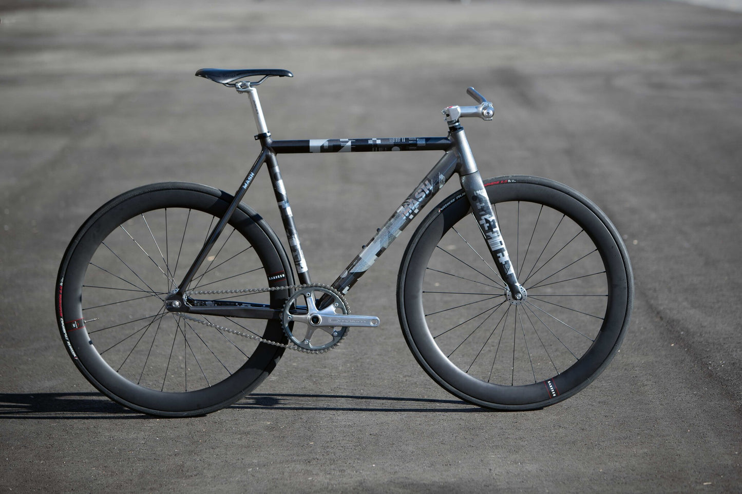 MASH AC-4 Frameset Charcoal