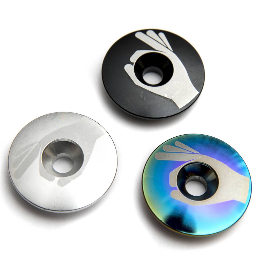 MASH Circle Game Top Cap